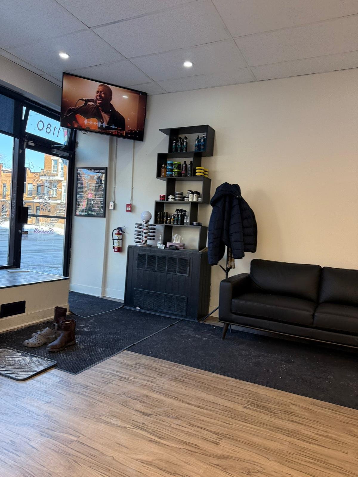 À louer ou à vendre – Salon de coiffure